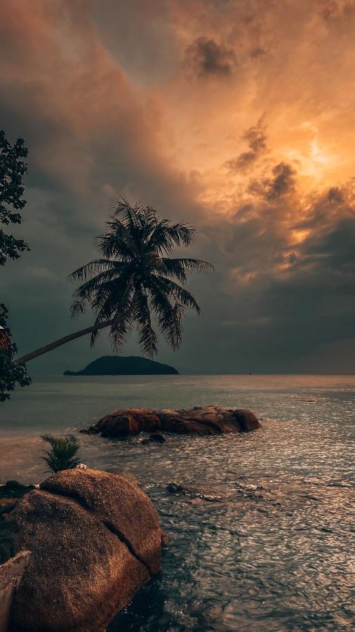 Ocean Vibes Hotel Thong Sala Bagian luar foto