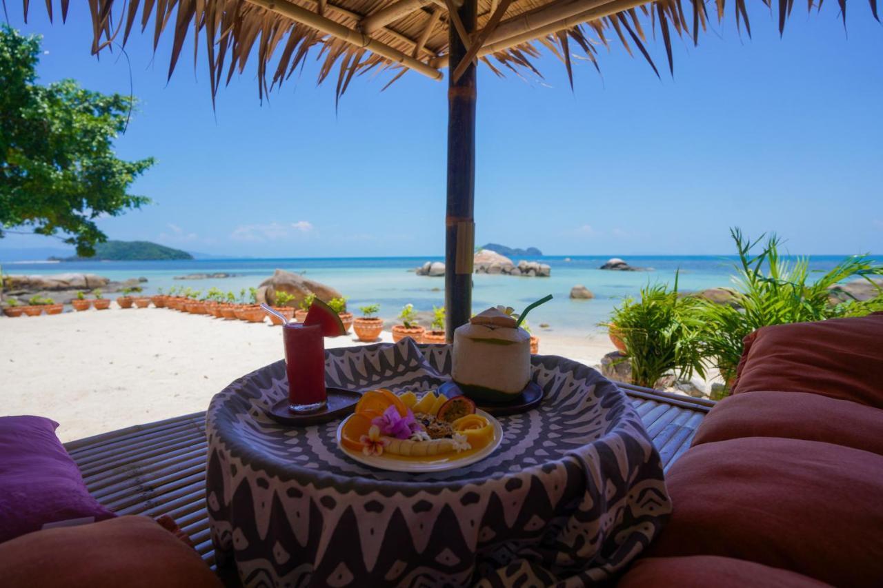 Ocean Vibes Hotel Thong Sala Bagian luar foto